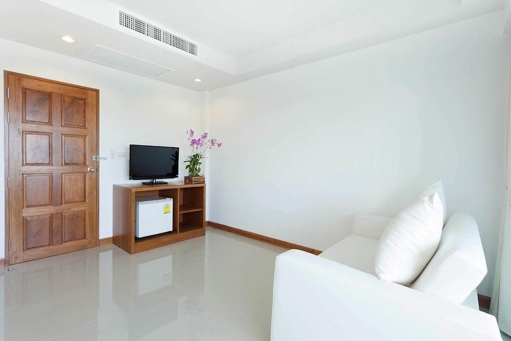 Rawai Princess Hotel Екстериор снимка