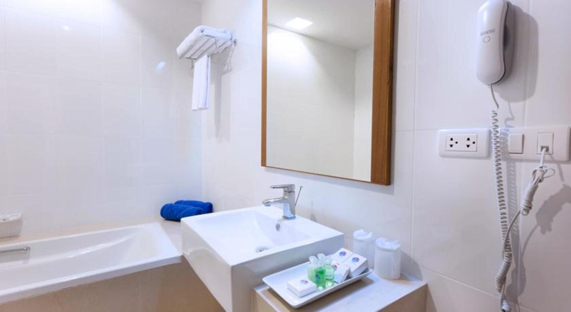 Rawai Princess Hotel Екстериор снимка